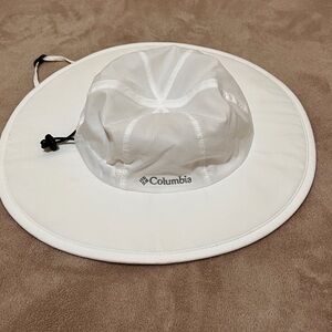 Columbia Womens Omni-Shade UPF40 Meadowgate Booney Hat (One Size, White)